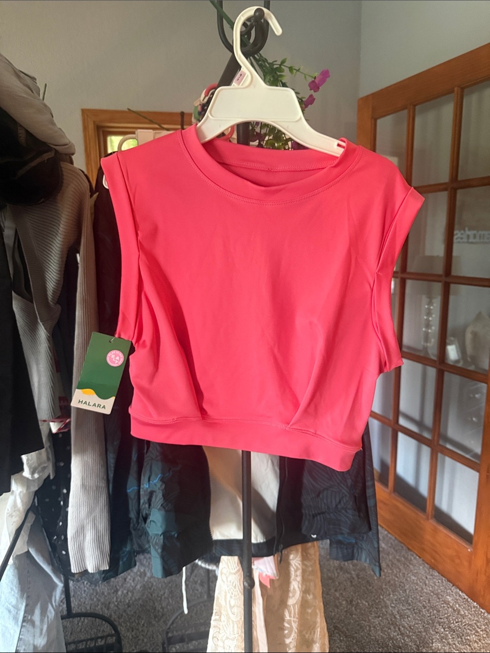 HALARA Bright Pink Sleeveless Crop Top